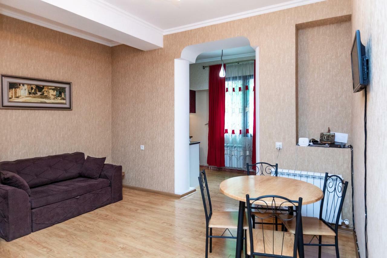 Gnn Cosy Apartment Tbilisi Zewnętrze zdjęcie